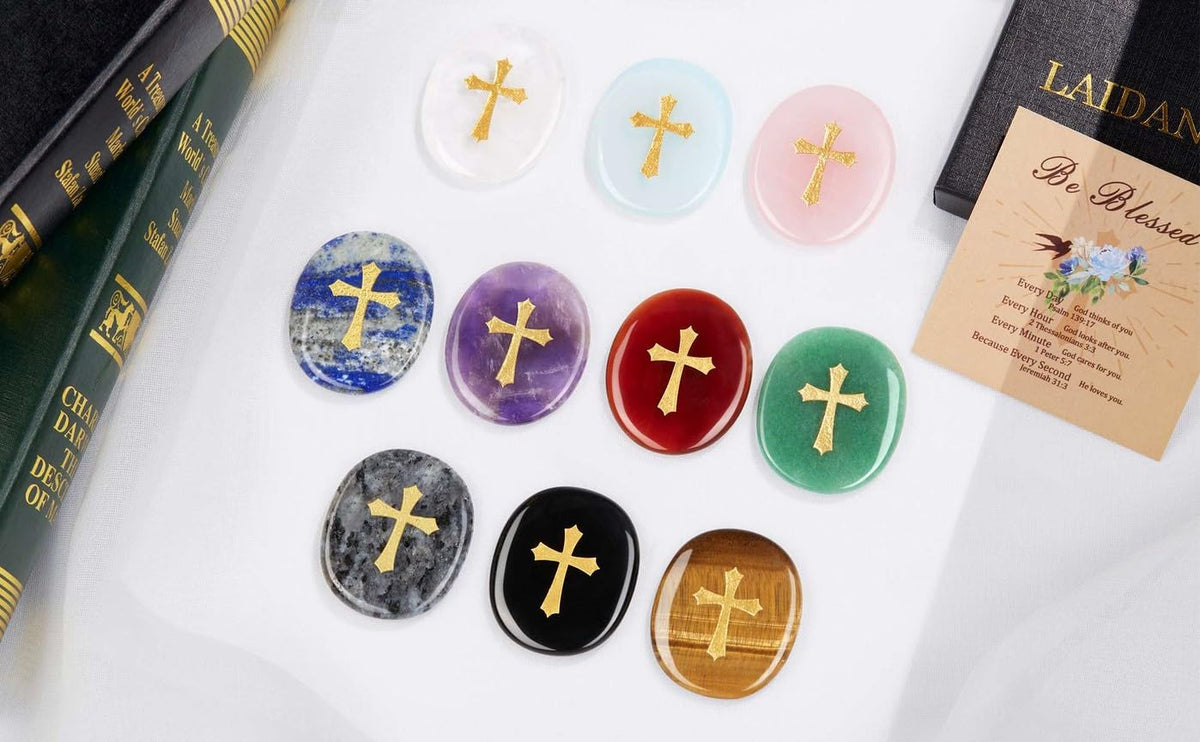 LAIDANLA Black Labradorite Cross Engraved Healing Crystal Worry Stones for Pray Faith Anxiety Relief Oval Palm Stone Polished Natural Crystal Gifts