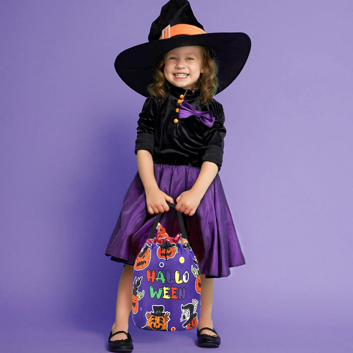 Lainlight Halloween Candy Bags Draw String Trick or Treat Bag with Pumpkin Face for Kids Halloween Party Favors Purple