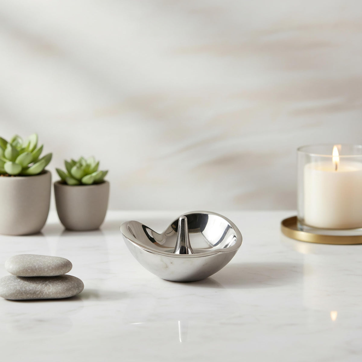 Nambé Heart Ring Holder – Sculptural Alloy Jewelry Dish with Vertical Post for Rings – Decorative 4.25” x 4.25” Heart-Shaped Trinket Bowl & Jewelry Organizer for Dresser, Vanity & Keepsake Display
