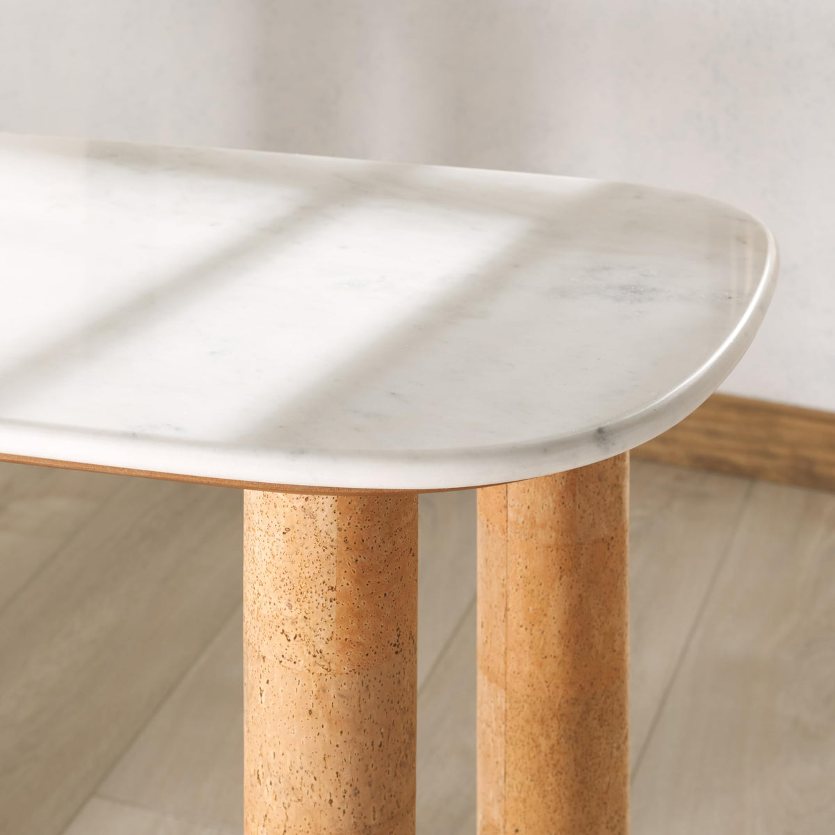SAFAVIEH Couture Collection Marilynn Marble/Cork Veneer Console Table