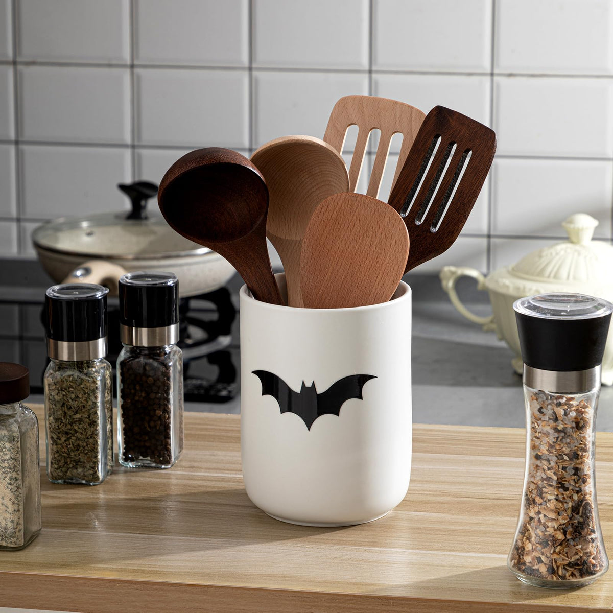 Sawysine Gothic Bat Ceramic Utensil Holder Christmas Kitchen Crock Storage Accessories Decoration for Home Farmhouse Kitchen Countertop Storage Organizer Container Gifts