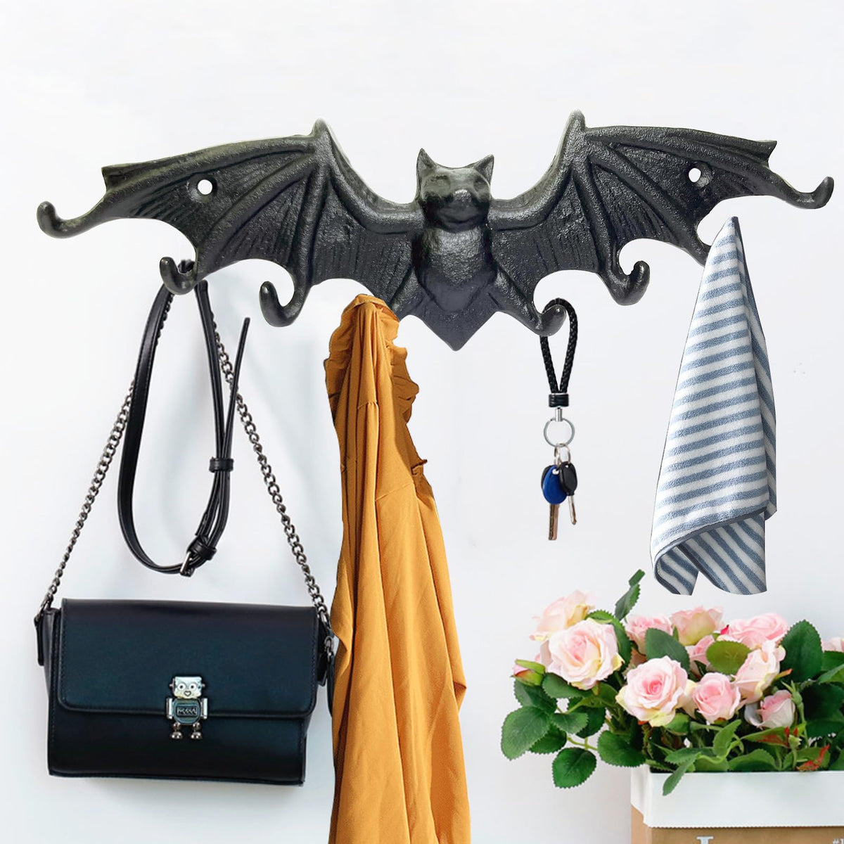 Bat Key Hooks Gothic Bat Key Rack Wall Mount Casting Iron Rustic Decorative Hooks for Keys Bag Purse Towel Umbrella Dog Leash Hooks