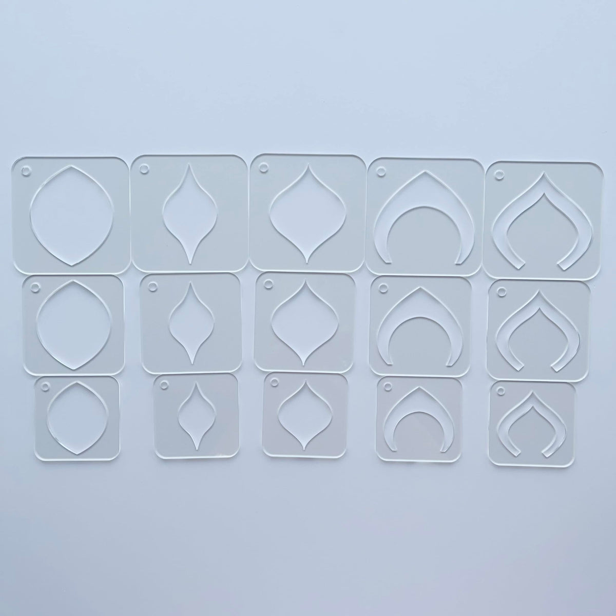Mandala Drawing Stencils Set, 15 Pieces Clear Acrylic Dot Pattern Templates with Ring, 3 Sizes 2.17-2.95 Inch