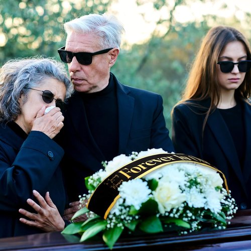 Fanfanwin Funeral Sash - Memorial Wreath Ribbon for Celebration of Life | 58x4'' Black Gold, Forever in Our Hearts