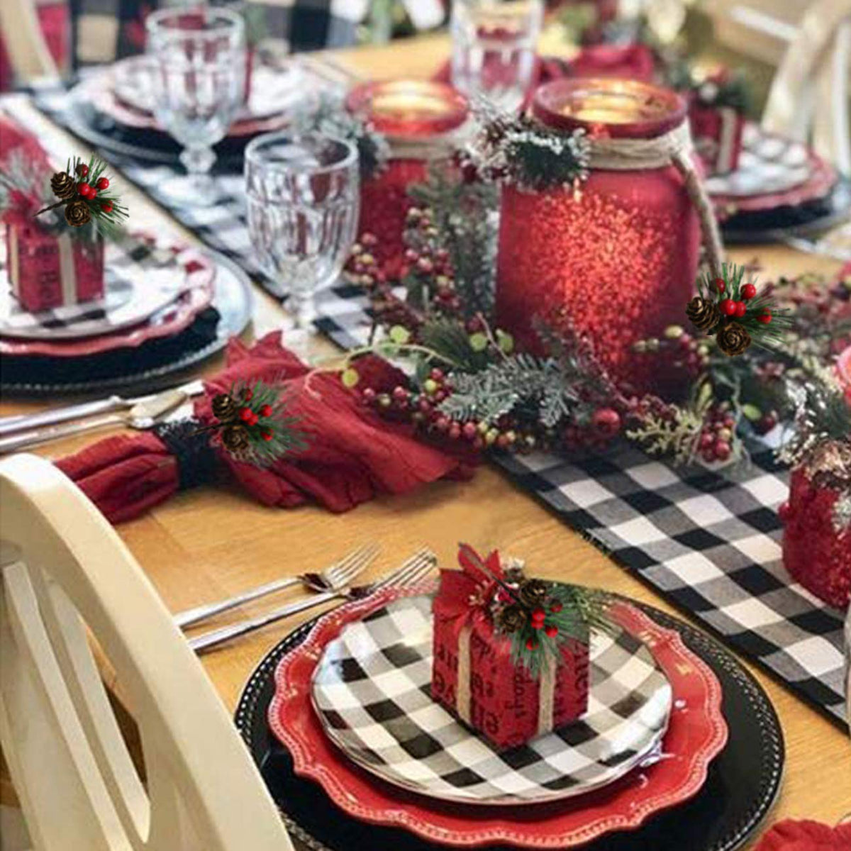 Acronde 20PCS Artificial Pine Picks Christmas Simulation Pine Needle Small Berries Pinecones for Flower Arrangements Wreaths Wedding Garden Xmas Tree Decorations (Red)