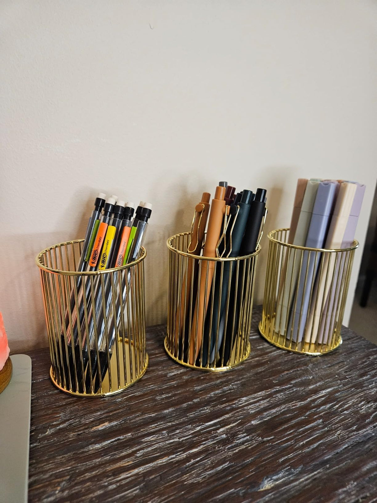 2Pcs Post sticky Note Holder + Pens Holders,Desk organizer sets,Gold Metal suit for Desk Memo,tableware,flowers,toothbrush,cute pencil holder ,Home Office decor and Accessories,Makeup Brushes Cup.