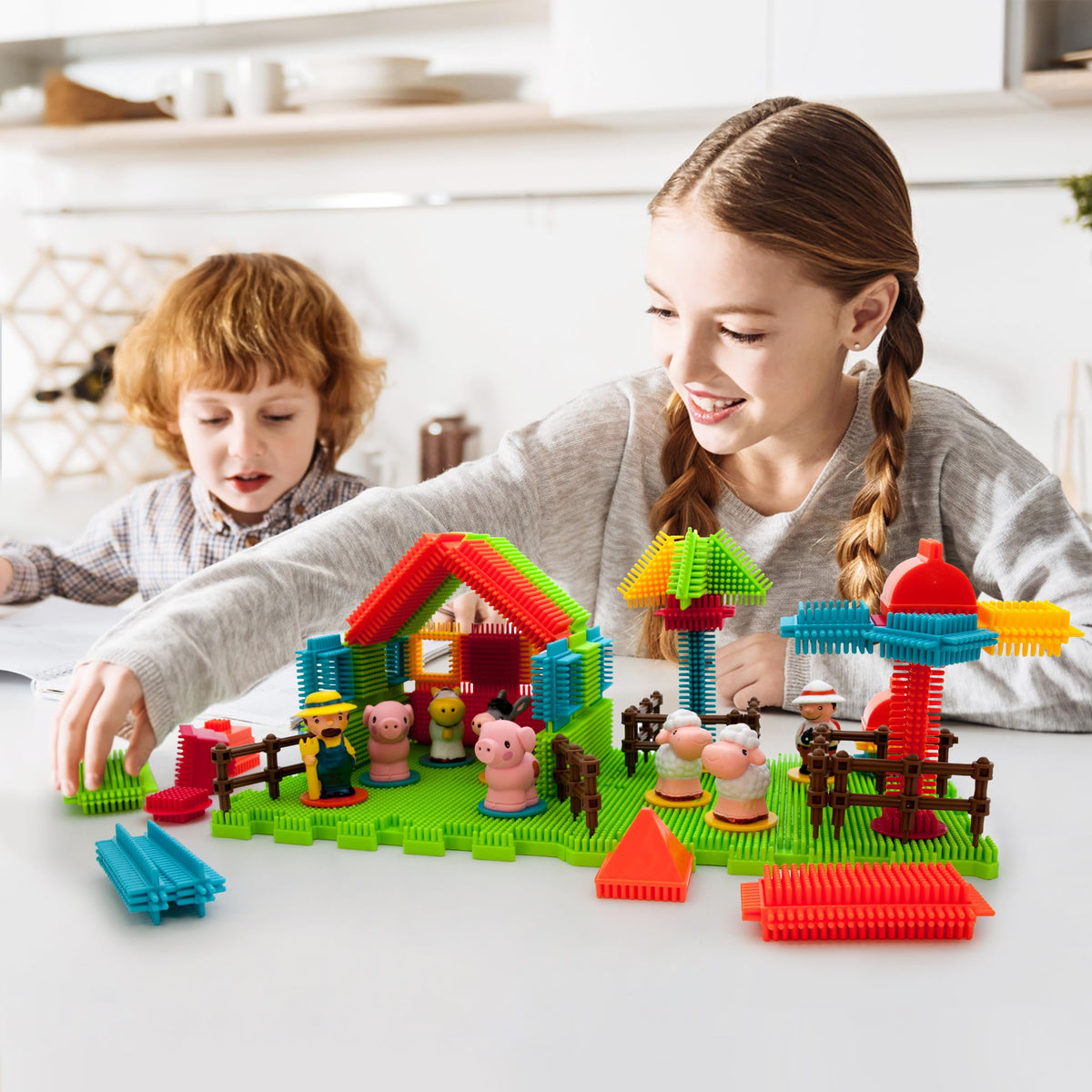 PicassoTiles PTB100 100pcs Hedgehog Shape 3D Building Blocks Tiles Farm Theme Set Learning Playset STEM Toy Set Educational Kit Child Branin Development Preschool Kindergarten Toy