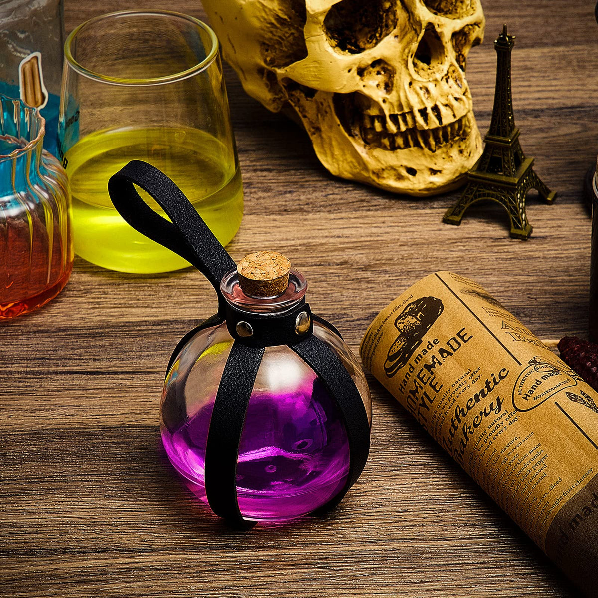 Patelai 6 Pcs Halloween Glass Potion Bottles with Belt Cork Renaissance Witch Costume Accessories Witch Props Potion Bottle for Halloween Party Decor Cosplay DIY Crafts Gift (Black,Brown)